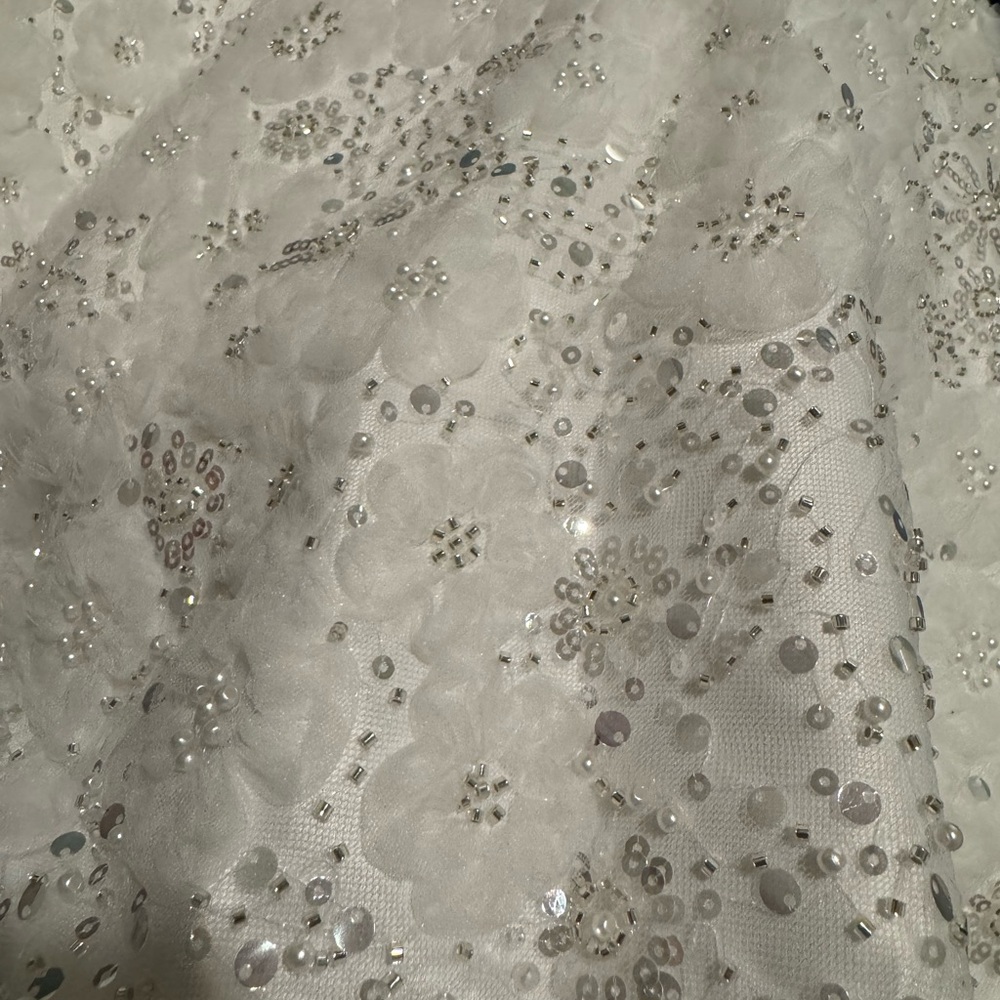 Sexy square-neck sequin beaded bridal mini dress with train and gloves - Picture 6 of 11